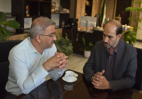 نشست مشترک مهندس طیاری شهردار‌ دکتر امینی عضو شورای اسلامی شهر با مهندس رحمت نیا مدیر و کارشناسان آبفا شهرستان لنجان با حضور بخشدار باغبهادران