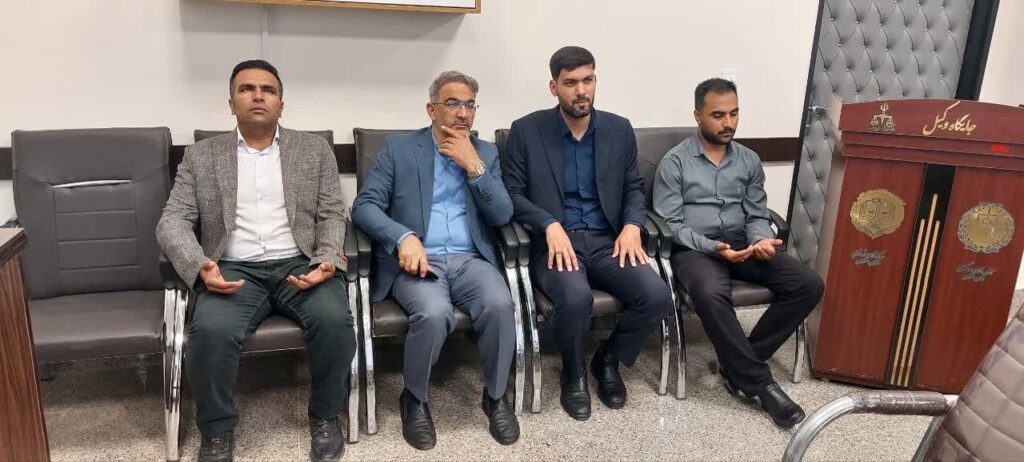 دیدار مسئولین شهر چرمهین با رئیس دادگاه عمومی بخش باغبهادران